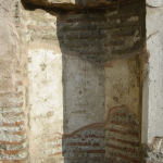 Михраб, высеченный на стене собора святой Софии - напоминание о былых временах..