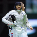 Американская спортсменка по фехтованию на шпагах Ибтихадж Мухаммад