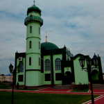 Мечеть на территории правительственных зданий в центре Грозного