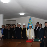 Члены делегации СМР и представители ДУМ Крыма